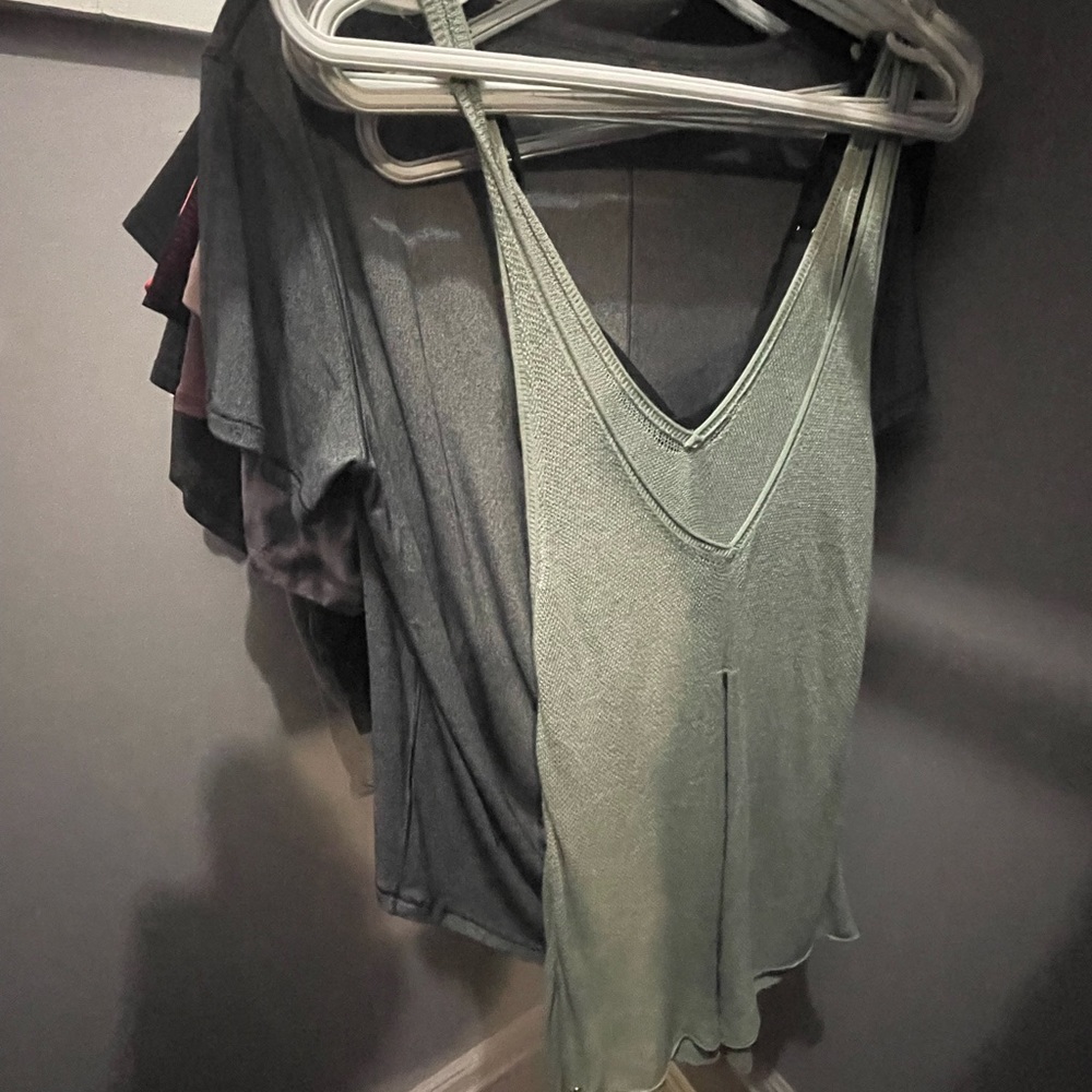 Lulu items - Picture 9 of 16